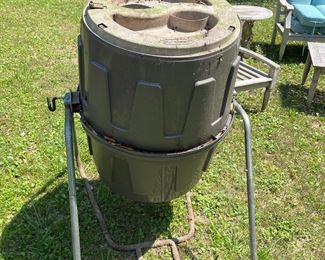 $60 Composter tumbler 