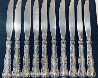 Sterling set Strasbourg - Gorham 188 pieces - price upon request 