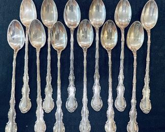 Sterling set Strasbourg - Gorham 188 pieces - price upon request 