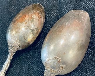 Sterling set Strasbourg - Gorham 188 pieces - price upon request 