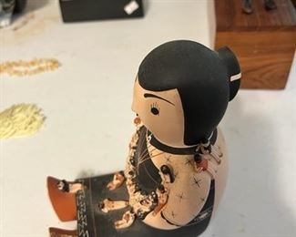 72	$150 	Cochiti Pueblo Native American Indian Pottery Storyteller 