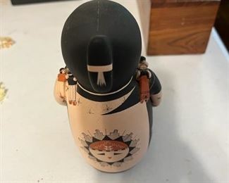 72	$150 	Cochiti Pueblo Native American Indian Pottery Storyteller 