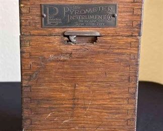 The Pyrometer Instrument