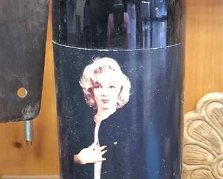 Marilyn Monroe bottle 