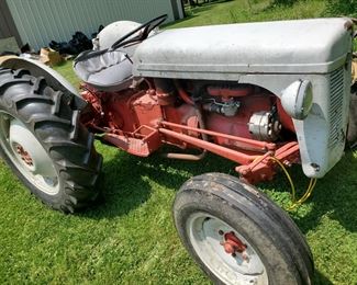 Antique N-190 Tractor 