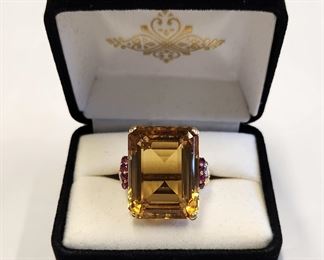 14K Gold Cocktail Ring Yellow Red Stones Size 7.25