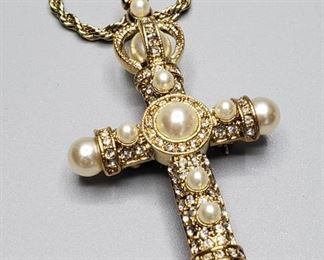 Camrose & Kross Cross Necklace