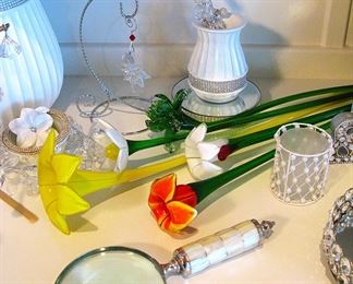 Mosaic Magnifying Glass - Art Glass Flower Stems