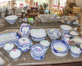 Polish pottery and more.  Priced from:  $5.00 - $60.00