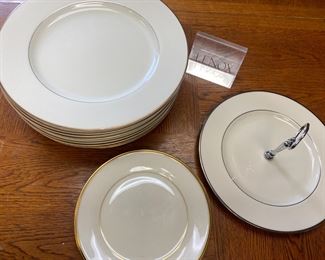 OS6225 Set of 14 Lenox Presidential Eternal Pattern China https://www.ebay.com/str/agesagoestatesales