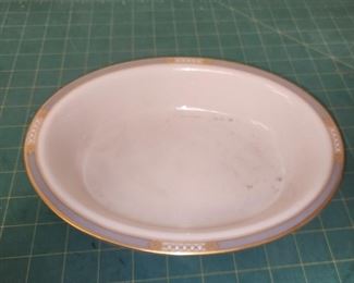 OS9007 Lenox McKinley Ivory Oval Vegetable Serving Bowl https://www.ebay.com/str/agesagoestatesales
