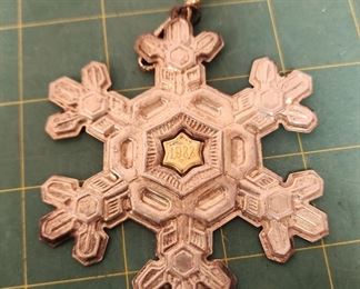 OS9023 1988 Gorham Sterling Silver Christmas Snowflake Ornament https://www.ebay.com/str/agesagoestatesales