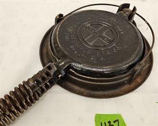 Lot 1137 - Griswold #8 Waffle Iron