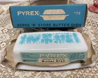 NEW OLD Stock Pyrex Butterprint Butter Dish in the Box and original wrapping paper & Sticker!! Beautiful
