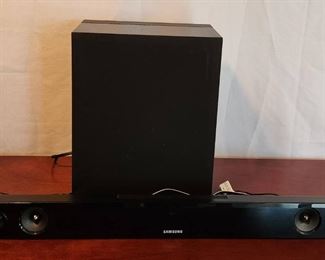 Samsung soundbar and wireless hub