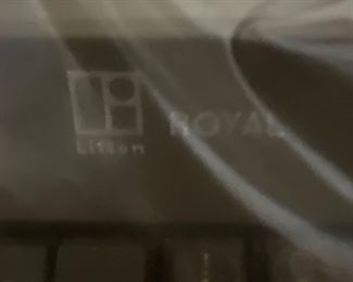 Old Royal Type Writter