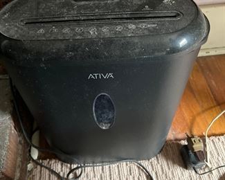 Ativa Paper Shreader