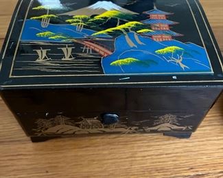 Japanes Jewelry Box