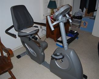 UNIVERSAL RECUMBANT BICYCLE