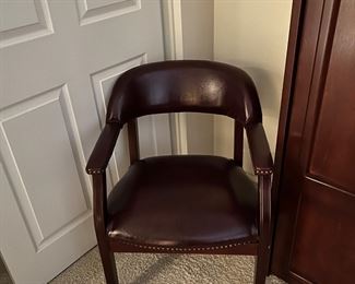 DESK CHAIR