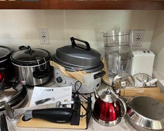 SMALL KITCHEN APPLIANCES