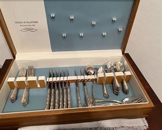 SILVERPLATE FLATWARE