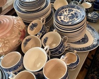 Blue Willow ware