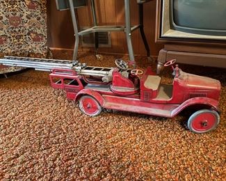 Buddy "L" firetruck 