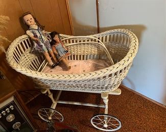 Antique white wicker bassinet 