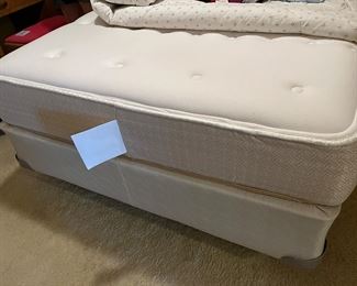Full Sealy mattress