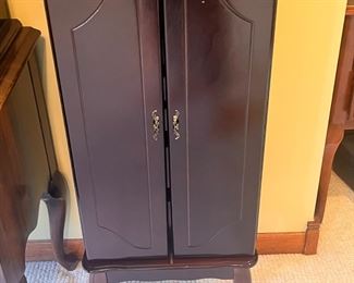 jewelry armoire 