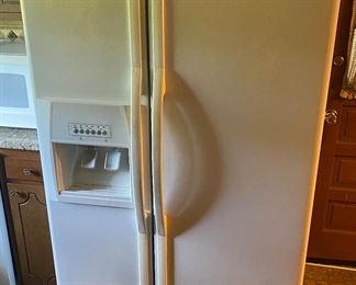 Whirlpool Refrigerator