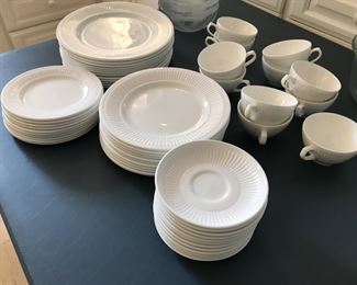 Vintage Wedgwood - Insignia Dishes 