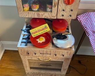 One of a KIND. Marjorie RANGE.BUILT BY clients Dad. Stove/Oven. Cupboard, Time. Adorable 