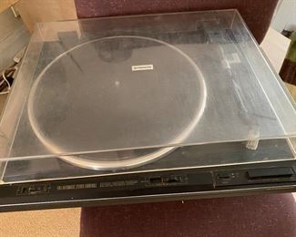 Pioneer Turntable