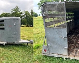 Double Axle Horse Trailer in Great Condition!