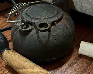 Cast iron kettle