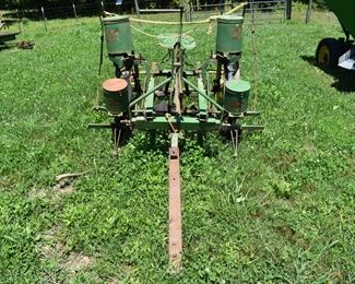 Antique John Deere Planter in Beautiful Condition!
