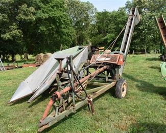 Corn Picker in working condition