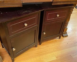 Night stands / end tables 