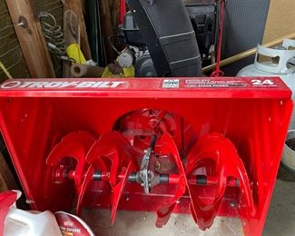 New Troy-BILT snowblower 