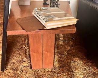 Retro end table 