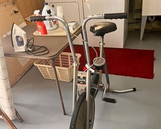 Stationary bike 