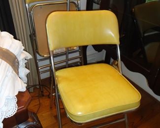  Pair of Samsonite Folding Chairs
