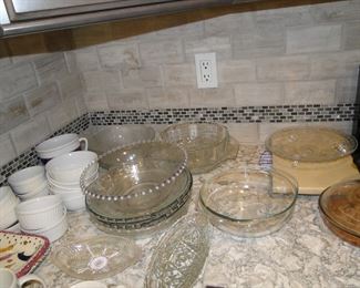 Serving dishes, and casserole items