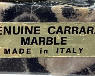 ITALIAN FIGURINES ON CARRARA MARBLE