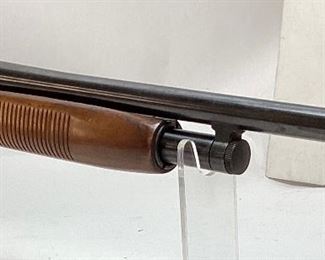 MOSSBERG MODEL 600A 12 ga. SHOTGUN, PUMP ACTION