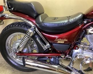 1995 SUZUKI INTRUDER 800, FULLY SERVICED IN APRIL 2023 SUZUKI OF WINSTON SALEM, LOW MILES 5860, WATER COOLED V TWIN MOTOR, TIRES 85%, BIKE IS LIKE NEW