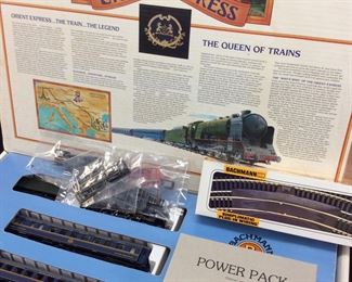 BACHMANN HO ORIENT EXPRESS TRAIN MODEL SET #40/0185