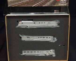 1997 CON-CUR ‘’THE ZEPHYR’’ HO SCALE MODEL TRAIN SET